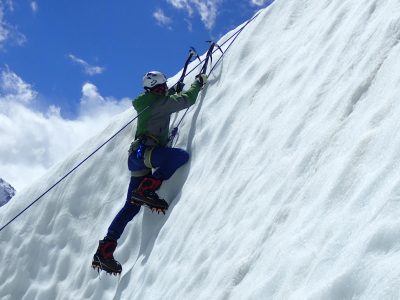 Ice Climbing course Shams Alpine